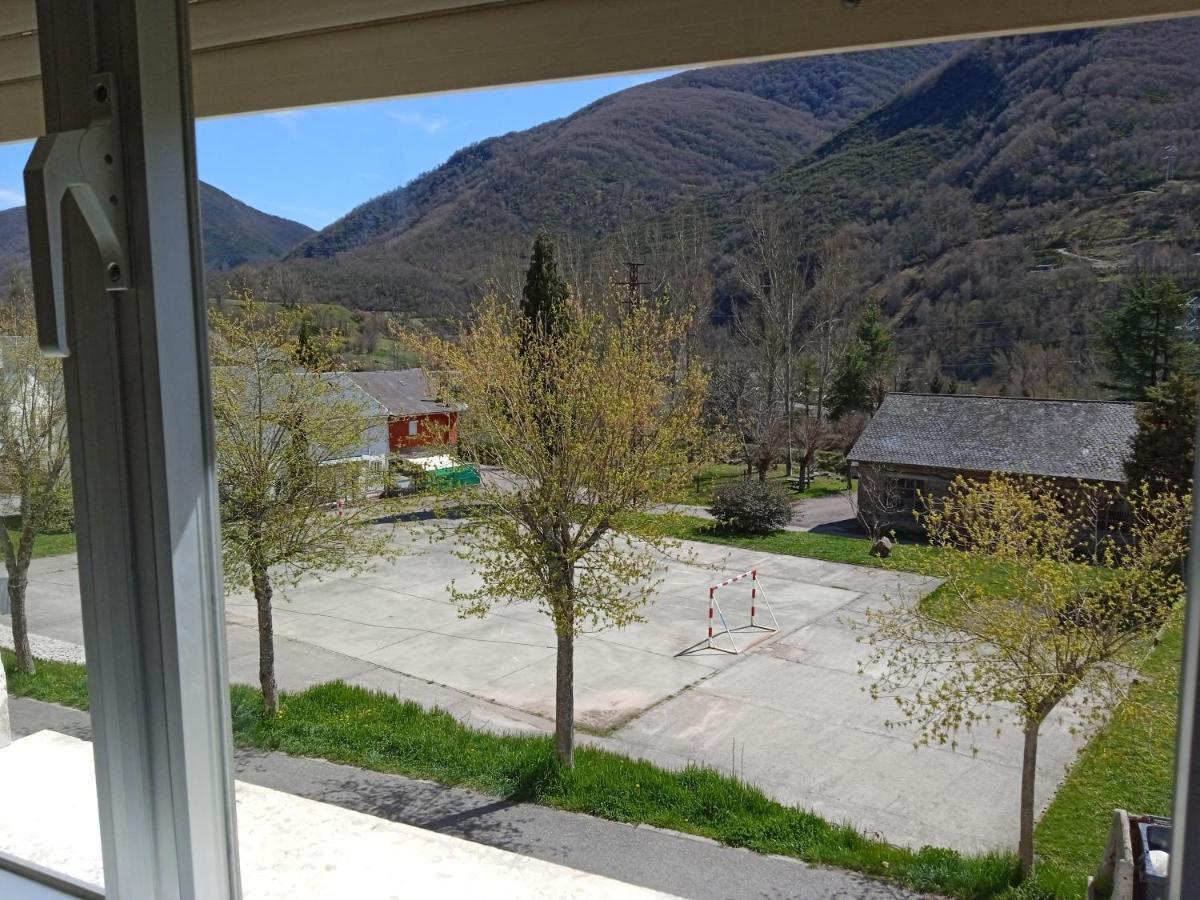 Vut El Refugio Leilighet Villablino Eksteriør bilde
