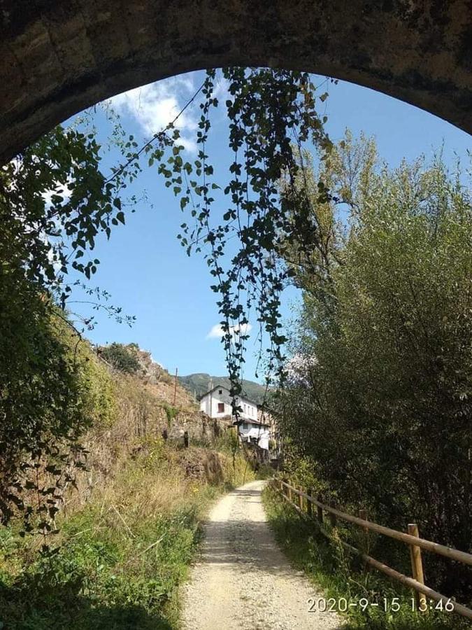 Vut El Refugio Leilighet Villablino Eksteriør bilde